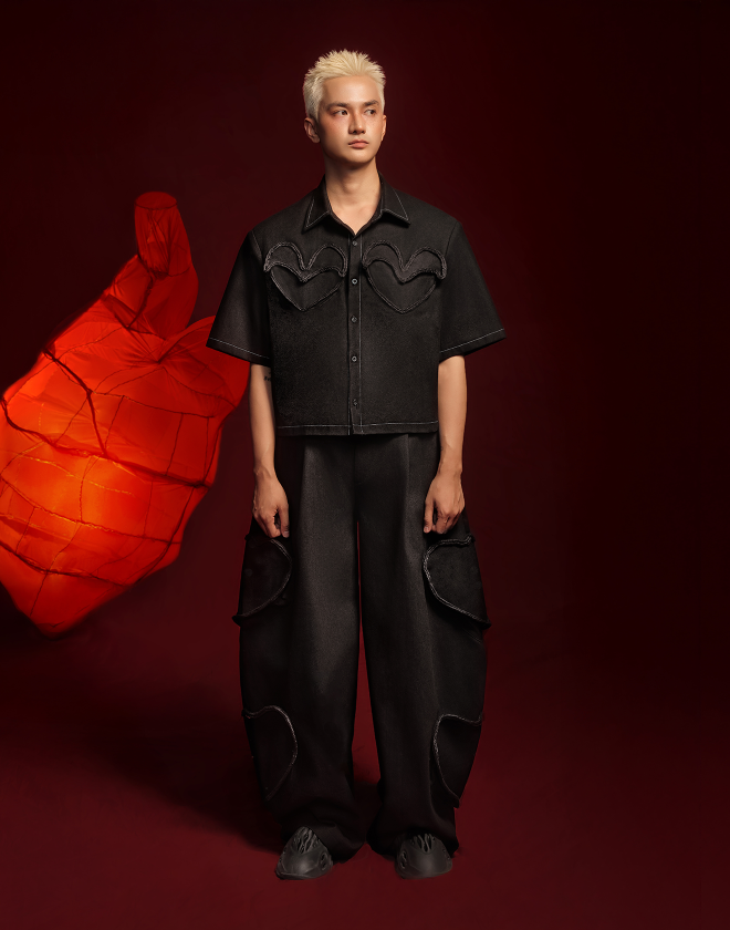 Trái Tim Đen Shirt