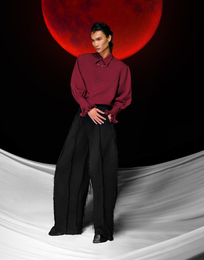 TRÒN XOE SHIRT ĐỎ